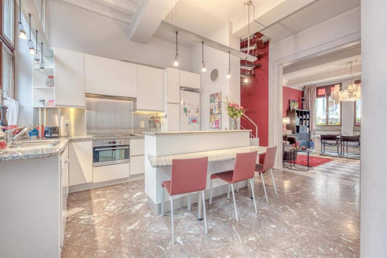 Duplex 2 Chambres Situe Au Centre Du Coeur Historique De لييج المظهر الخارجي الصورة