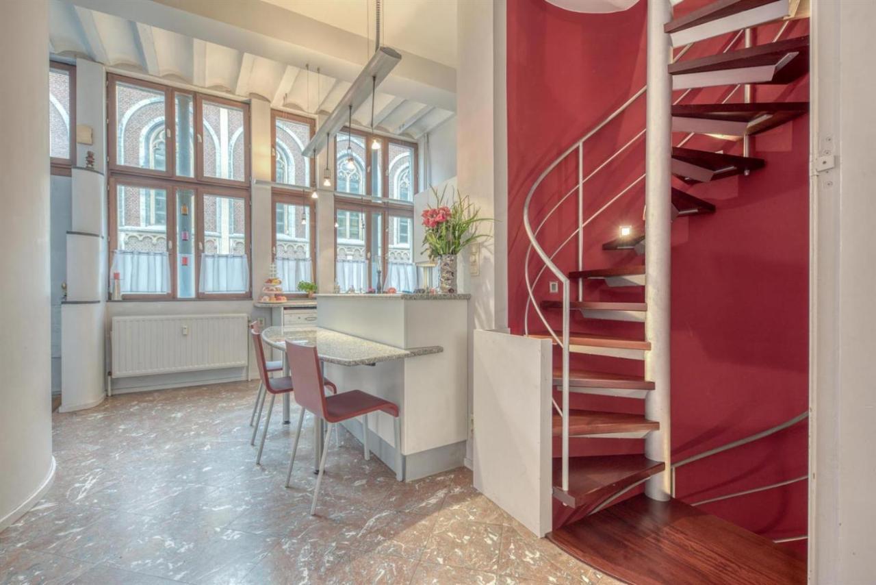 Duplex 2 Chambres Situe Au Centre Du Coeur Historique De لييج المظهر الخارجي الصورة